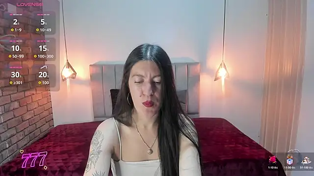 Snapshot of LiaCooper_ chatting on 2, 6, 2026 LiaCooper online show from 2, 6, 2026