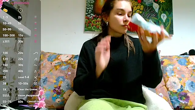 Sophie Bell online show from 17, 1, 2025