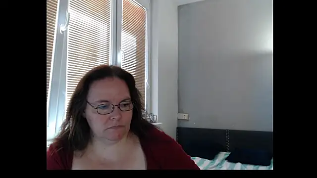 Snapshot of Sweetboobs chatting on 5, 7, 2026 Sweetboobs online show from 5, 7, 2026