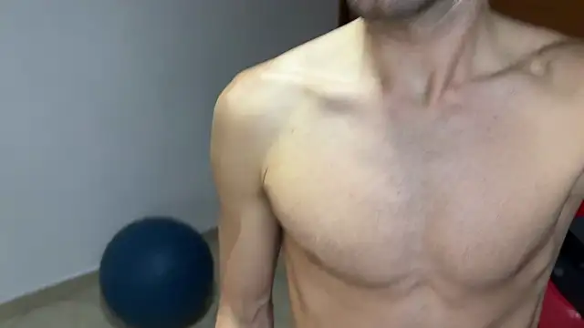 aquilesmade online show from 5, 12, 2024