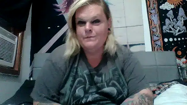 Trans Girl next door420 online show from 4, 7, 2026