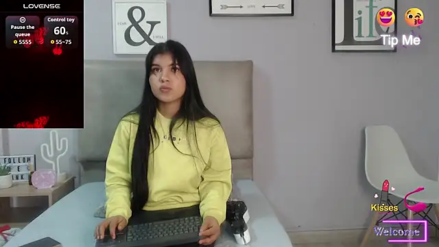 SophiaMeyerst online show from 4, 5, 2026