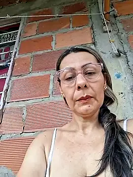 Mia-funny20 online show from 4, 6, 2026