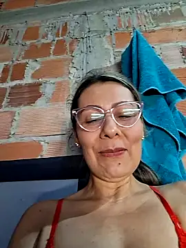 Mia-funny20 online show from 11, 6, 2026