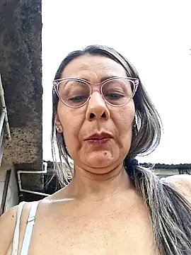 Mia-funny20 online show from 12, 6, 2026