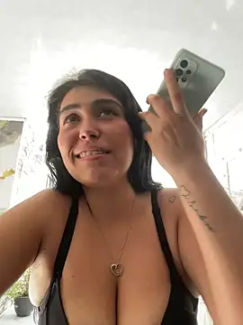 emma  cute   online show from 13, 12, 2025