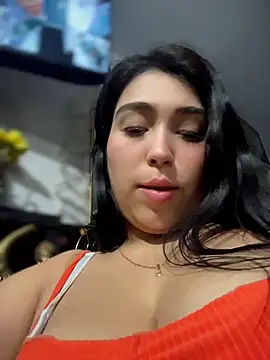 emma  cute   online show from 19, 4, 2026