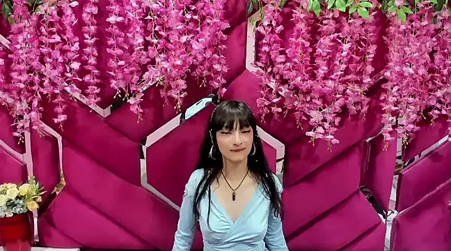 Aurora 18 online show from 8, 2, 2025