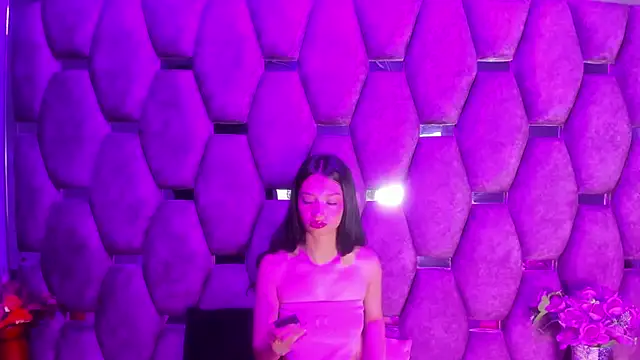 Aurora 18 online show from 27, 11, 2025