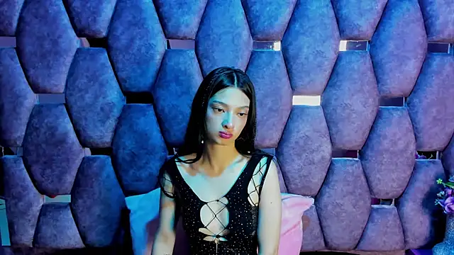 Aurora 18 online show from 4, 12, 2025