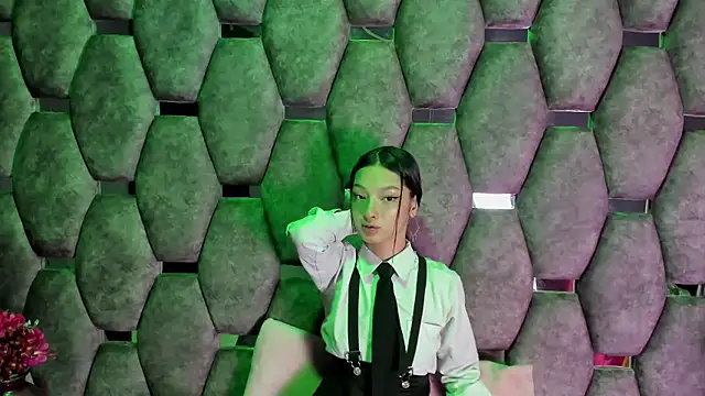 Aurora 18 online show from 15, 1, 2026