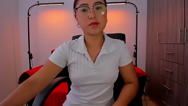 Snapshot of cloy_baby__ chatting on 27, 9, 2025 cloy baby   online show from 27, 9, 2025