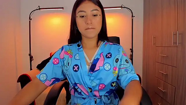 Snapshot of cloy_baby__ chatting on 20, 10, 2025 cloy baby   online show from 20, 10, 2025