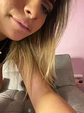 MiaWhitePink  online show from 7, 2, 2025