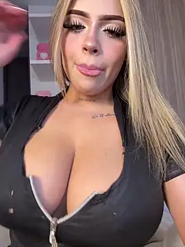 MiaWhitePink  online show from 5, 3, 2026