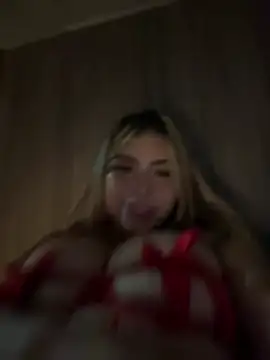 MiaWhitePink  online show from 27, 3, 2026