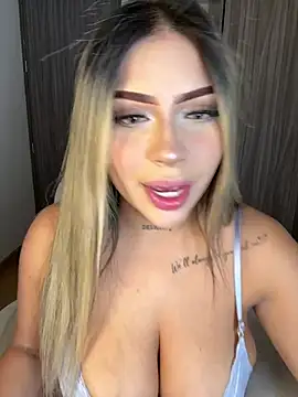 MiaWhitePink  online show from 10, 7, 2026