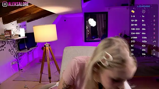 LexieLoree online show from 12, 9, 2025