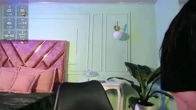 Snapshot of Layna_cold chatting on 21, 11, 2025 Layna cold online show from 21, 11, 2025