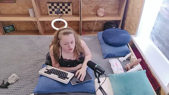MiniNatalie online show from 15, 5, 2026
