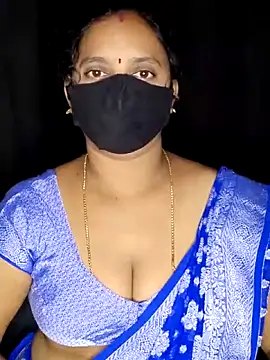 vintage-vibs online show from 8, 11, 2025