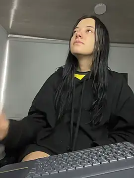 Isabella 21x online show from 14, 7, 2026