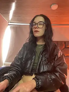Isabella 21x online show from 24, 7, 2026