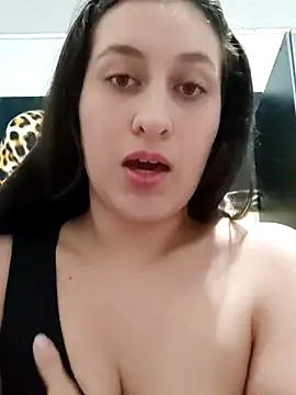 dulccemaria24 online show from 18, 3, 2025