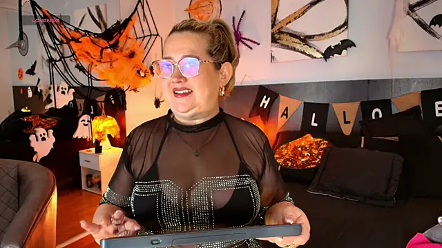 MartinaCaycedo online show from 25, 10, 2025