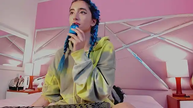 Lunapage online show from 10, 3, 2025