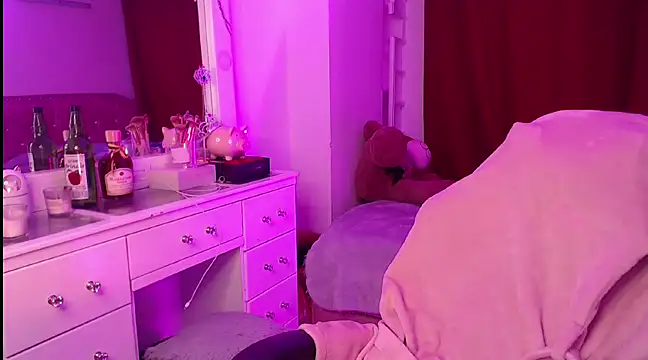 Snapshot of Beamber_ chatting on 11, 1, 2025 Beamber  online show from 11, 1, 2025