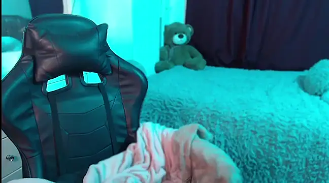 Snapshot of Beamber_ chatting on 9, 2, 2025 Beamber  online show from 9, 2, 2025