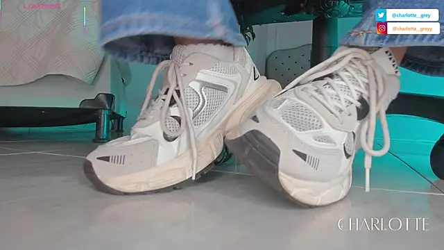 charlotte  grey online show from 1, 11, 2025