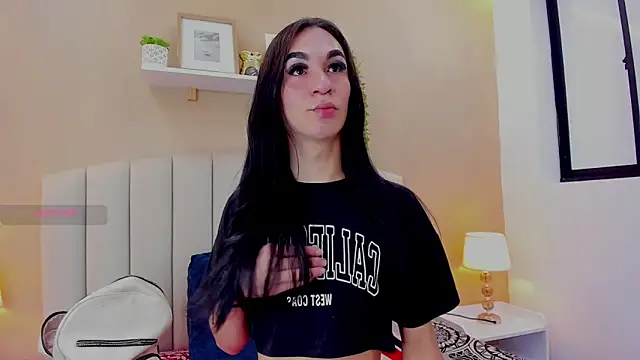 Mia thompson 19 online show from 27, 6, 2026