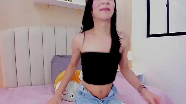 Mia thompson 19 online show from 23, 7, 2026