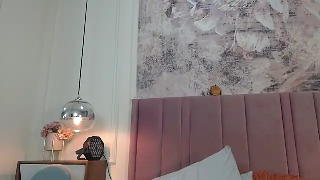 SabrinaDevill online show from 4, 5, 2026