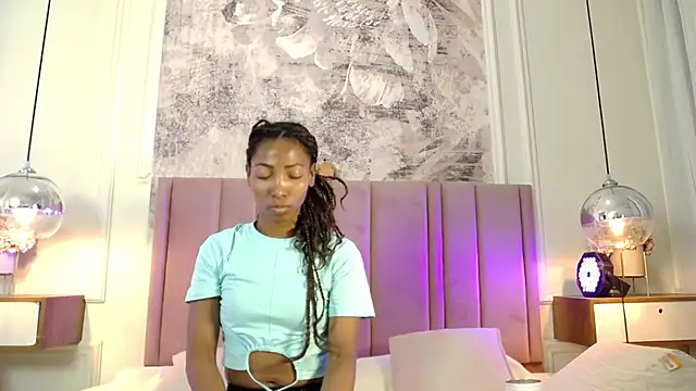 SabrinaDevill online show from 30, 6, 2026