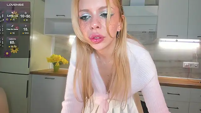 Snapshot of Hannah_Carr chatting on 20, 3, 2025 Hannah Carr online show from 20, 3, 2025