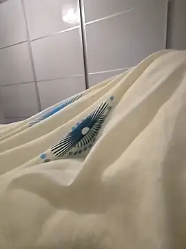 Hardmard online show from 1, 2, 2025