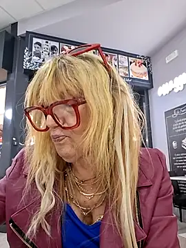 Snapshot of eva2023sexy chatting on 28, 9, 2025 eva2023sexy online show from 28, 9, 2025