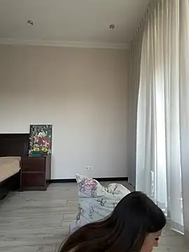Hott Lolla online show from 18, 7, 2026