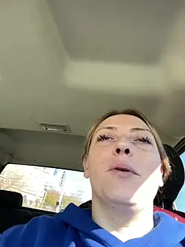 Snapshot of lezbean24 chatting on 27, 2, 2026 lezbean24 online show from 27, 2, 2026