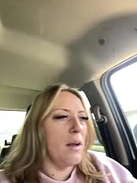 Snapshot of lezbean24 chatting on 6, 3, 2026 lezbean24 online show from 6, 3, 2026