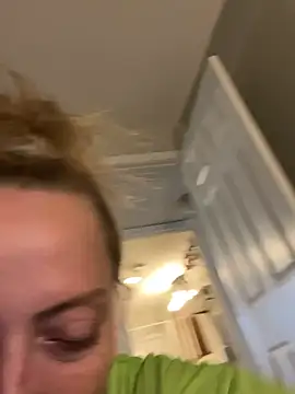 Snapshot of lezbean24 chatting on 21, 3, 2026 lezbean24 online show from 21, 3, 2026