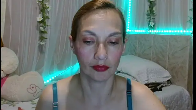 italagomez  online show from 20, 2, 2025