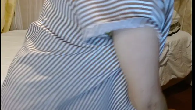 italagomez  online show from 24, 2, 2025