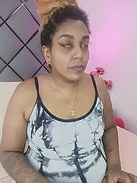 ELLA KELLY online show from 25, 6, 2026