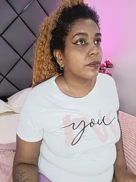 ELLA KELLY online show from 27, 7, 2026