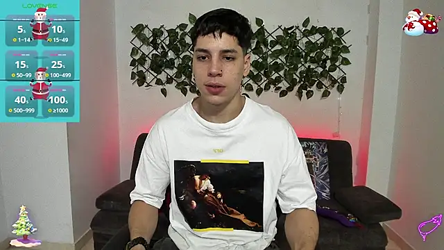 jonathanjoestar  online show from 12, 12, 2024