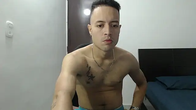 Snapshot of dimitriquiet05 chatting on 26, 12, 2024 dimitriquiet05 online show from 26, 12, 2024